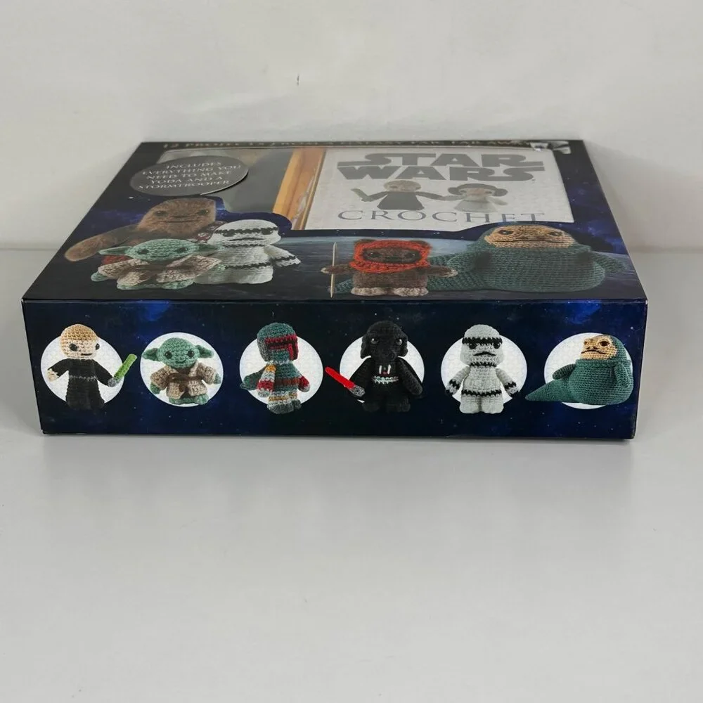 Star Wars Crochet Kit 12 Step-By-Step Illustrated Patterns, Yoda & Stormtrooper